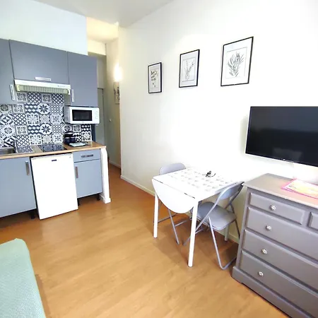 Le Petit Oasis Dans Maison Nicoise Calme Proche Apartamento
