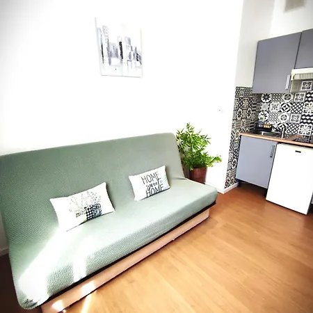 Apartamento Le Petit Oasis Dans Maison Nicoise Calme Proche