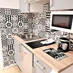 Le Petit Oasis Dans Maison Nicoise Calme Proche *