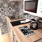 Le Petit Oasis Dans Maison Nicoise Calme Proche * Nicea