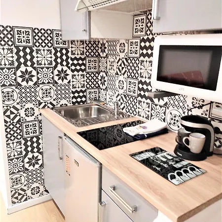 Le Petit Oasis Dans Maison Niçoise Calme Proche *